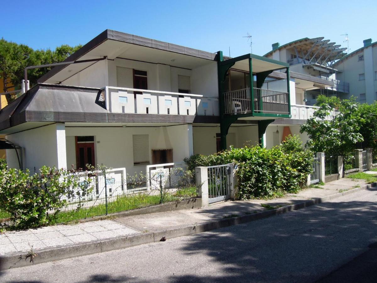 Condominio Villa Verde Bibione Exterior foto