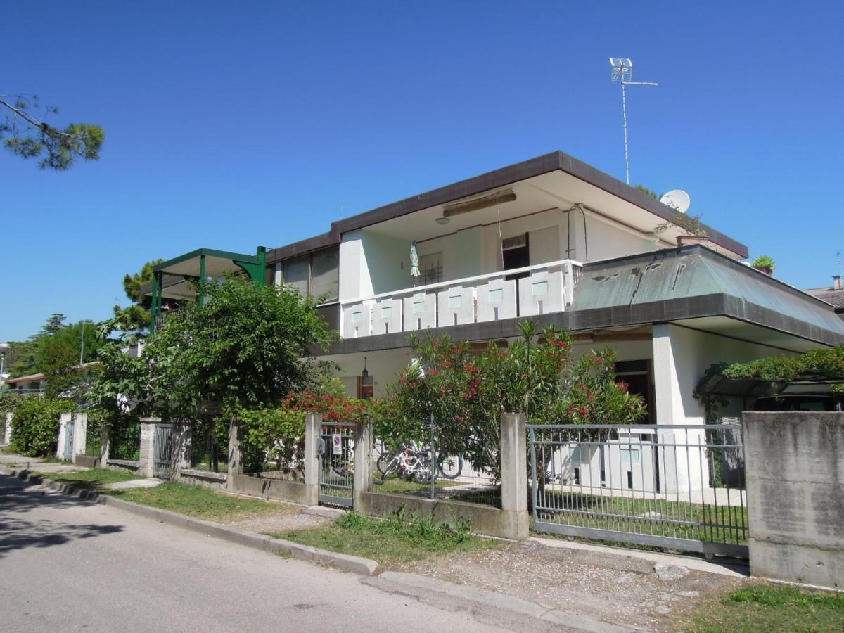 Condominio Villa Verde Bibione Exterior foto